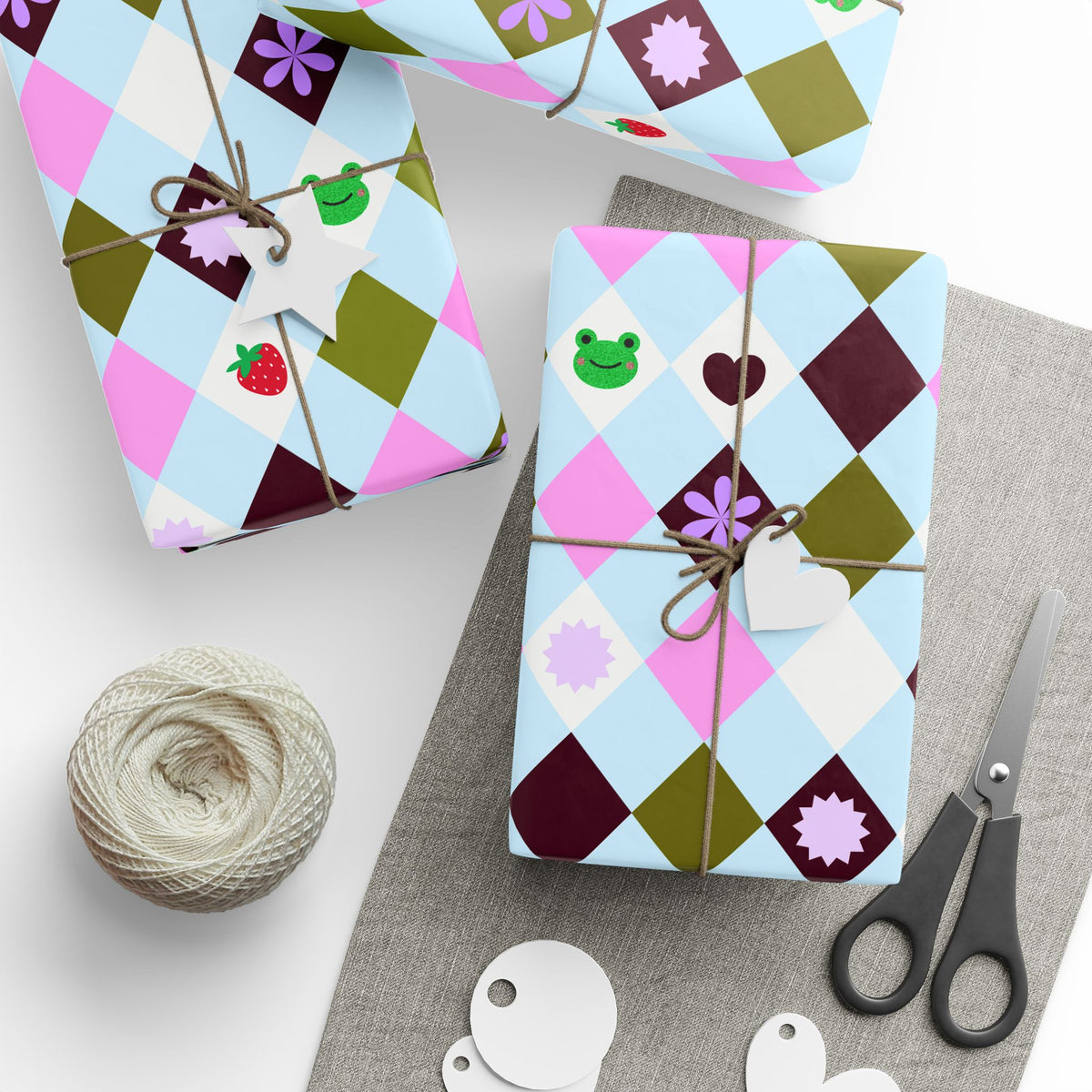 Berry Froggy Gift Wrap