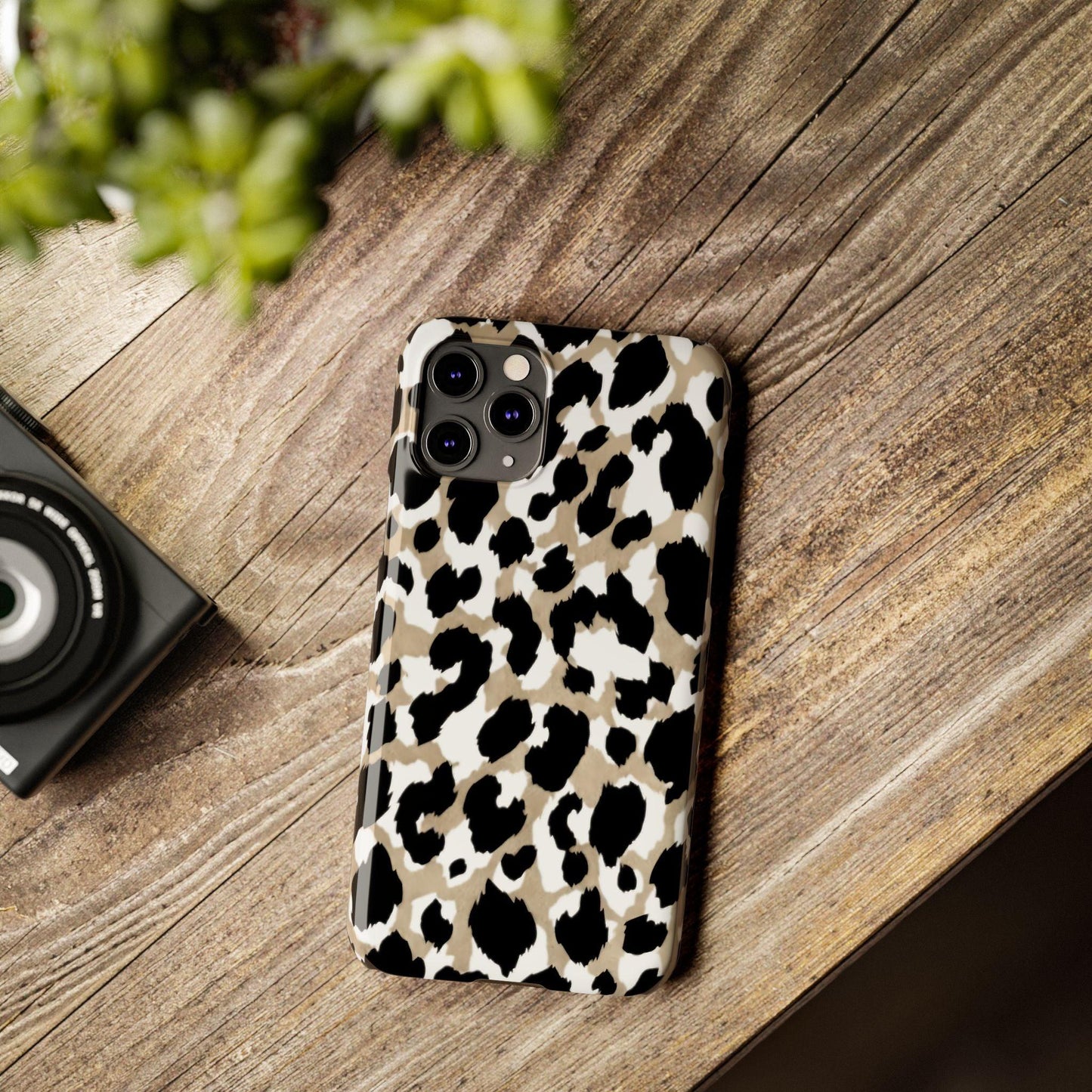 Savanna Noir Spots Slim iPhone Cases