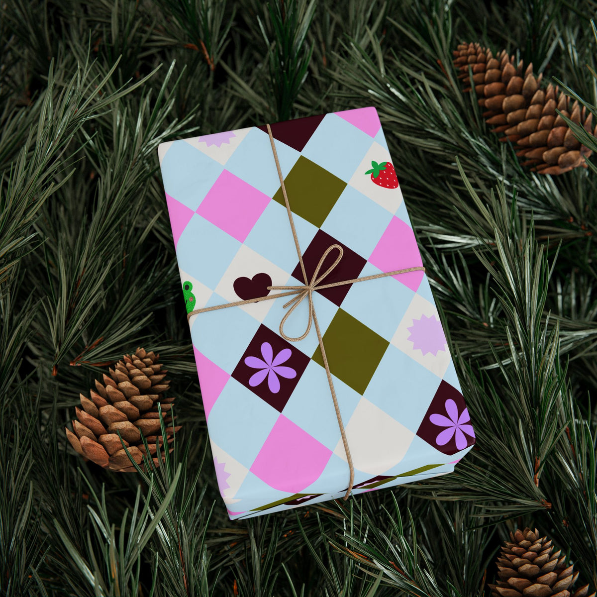 Berry Froggy Gift Wrap