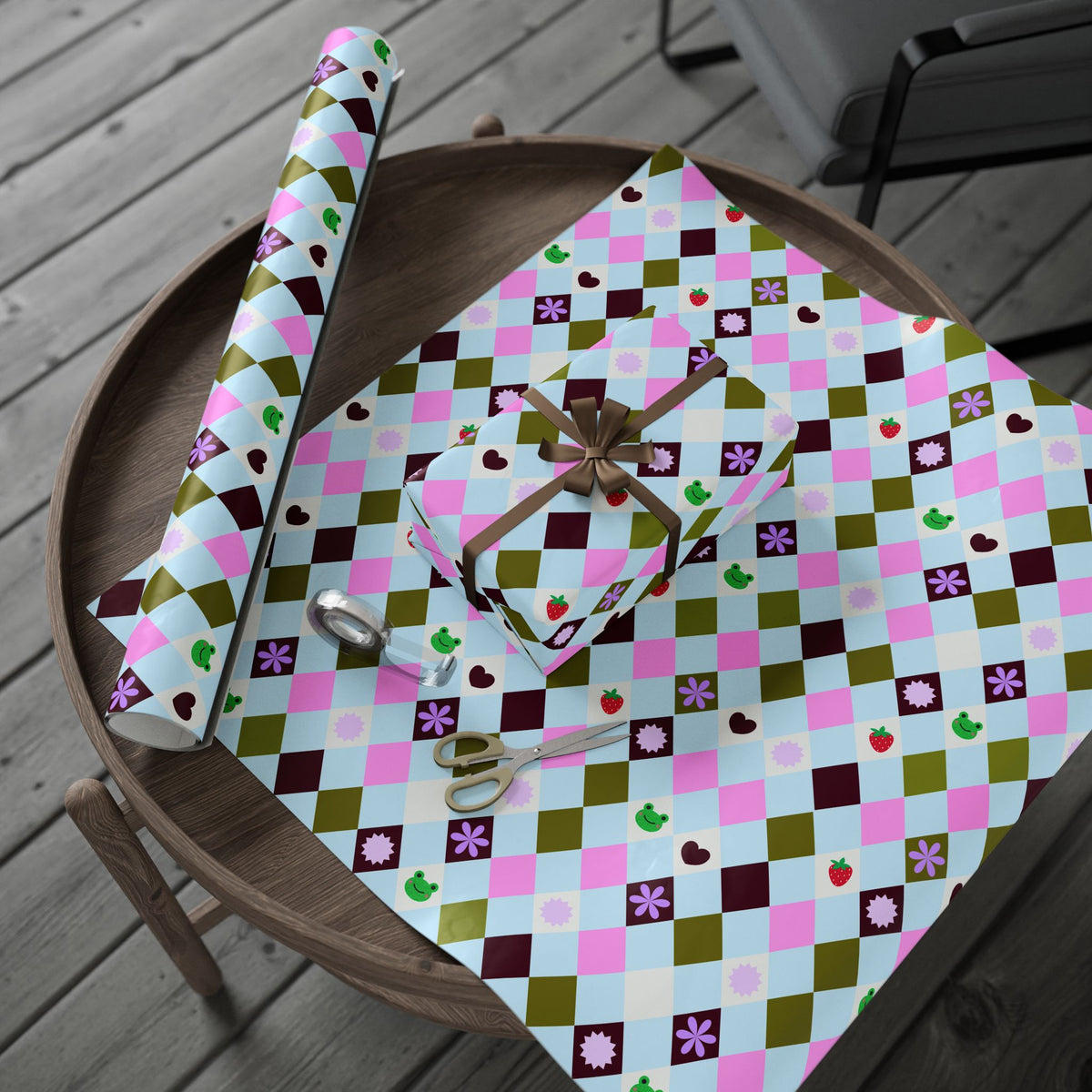 Berry Froggy Gift Wrap