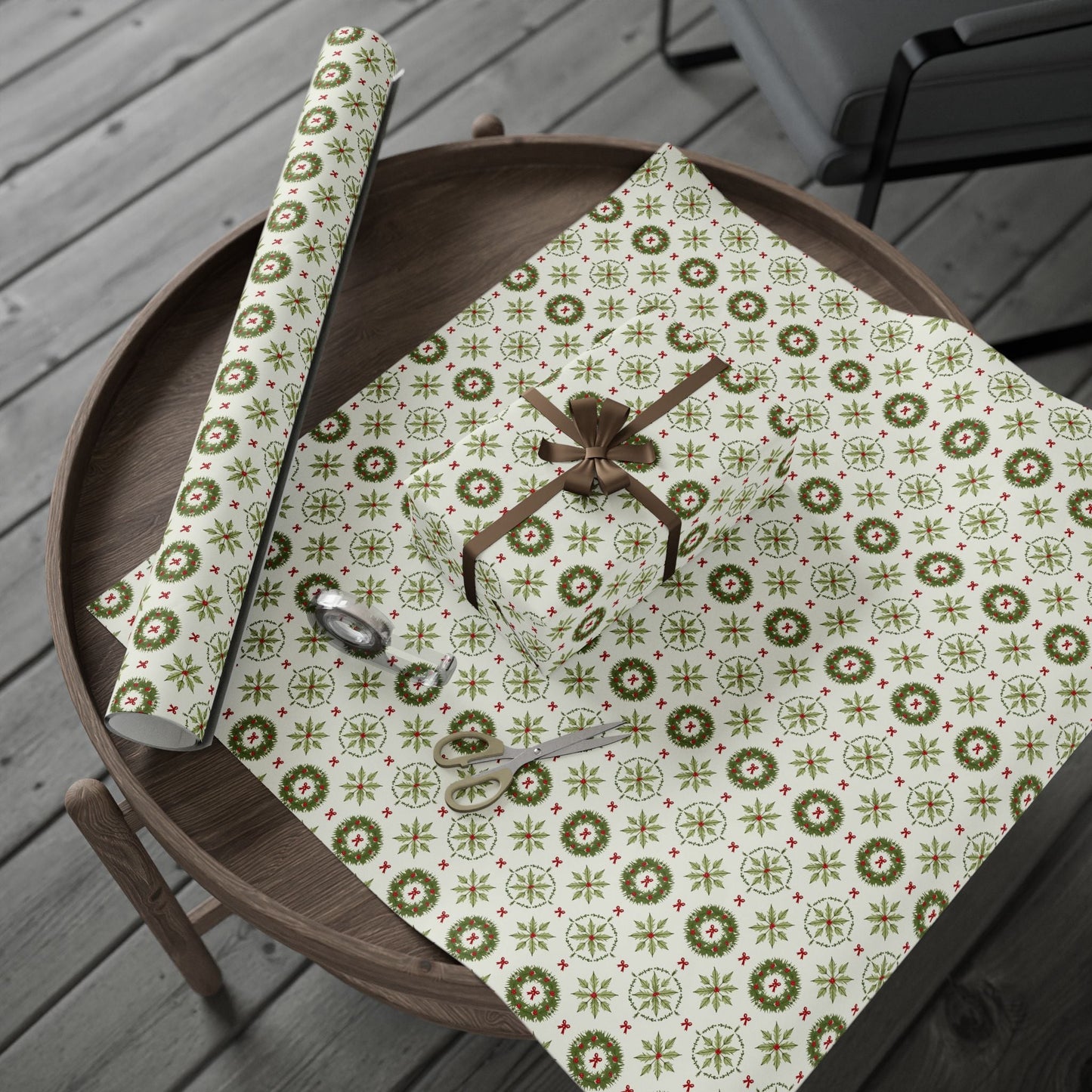 Holly Hexagon Wrapping Paper - SmartHomeGoodies