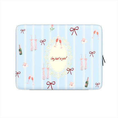 I'm just a girl Laptop Sleeve - SmartHomeGoodies