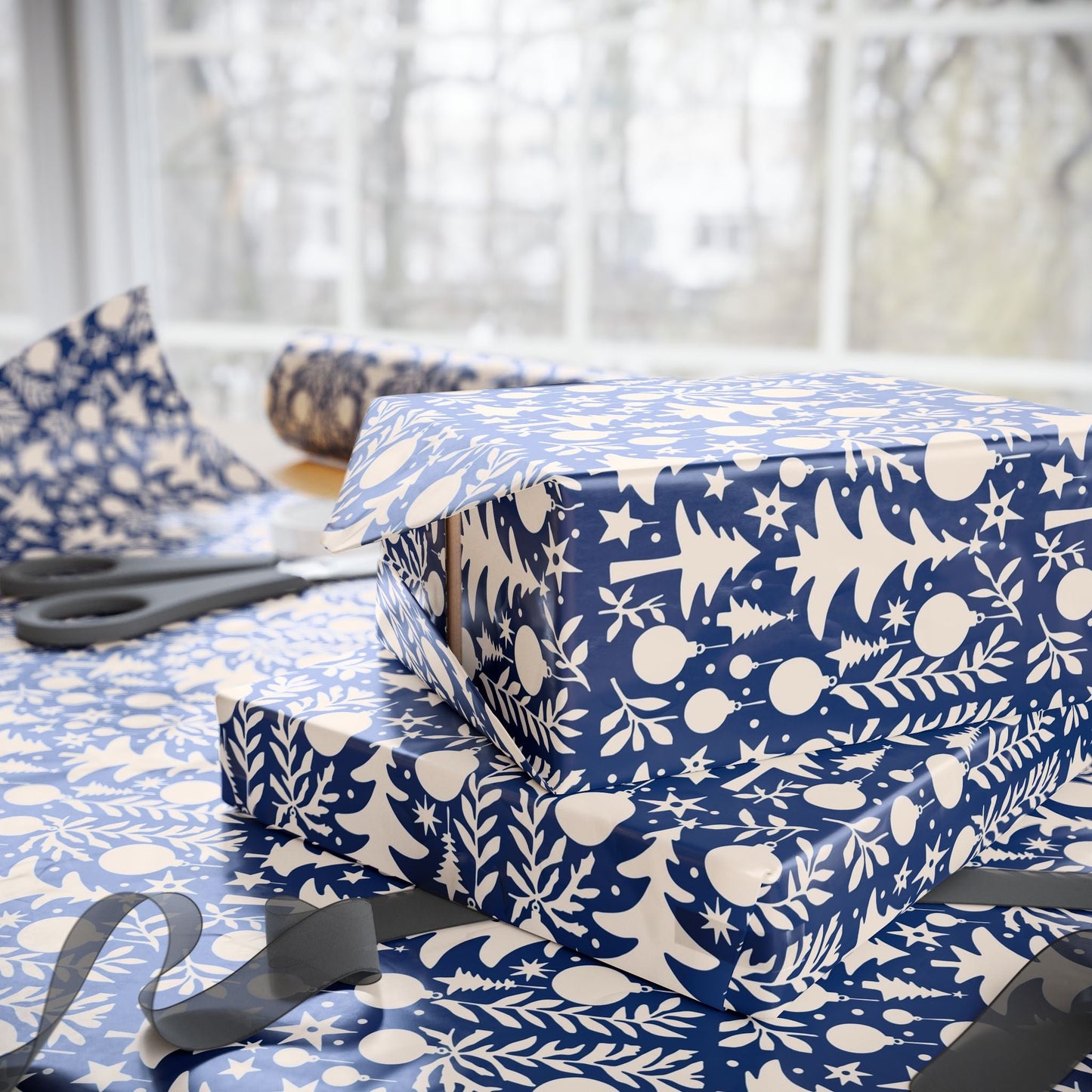 Nordic Night Christmas Gift Wrapping Paper - SmartHomeGoodies