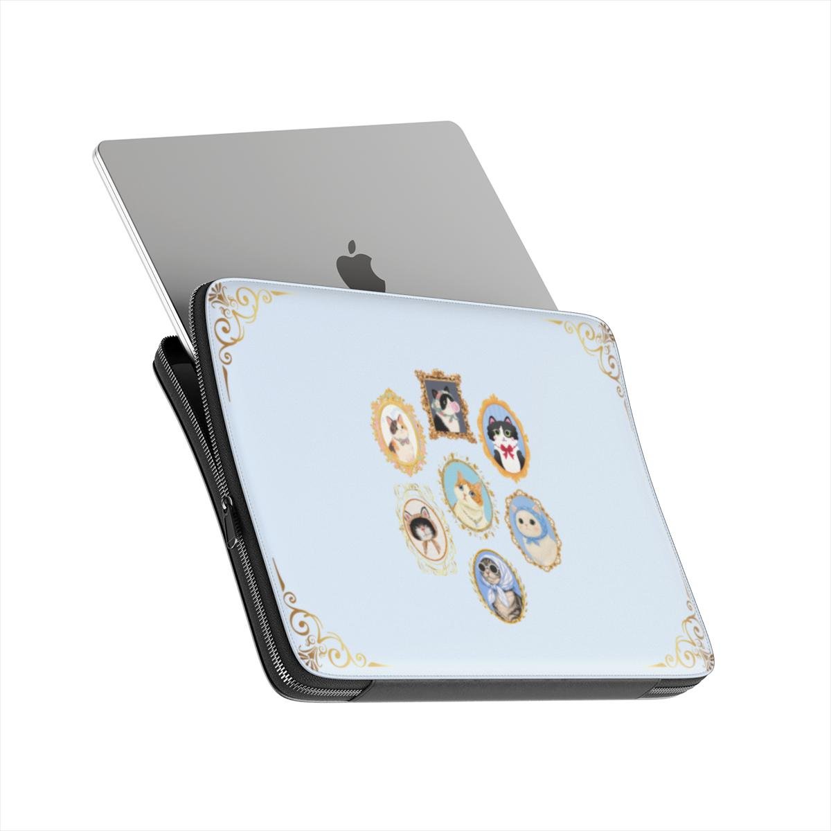 The Aristocat Gallery Laptop Sleeve - SmartHomeGoodies